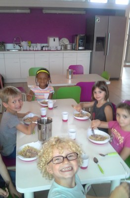 1er déj cantine !